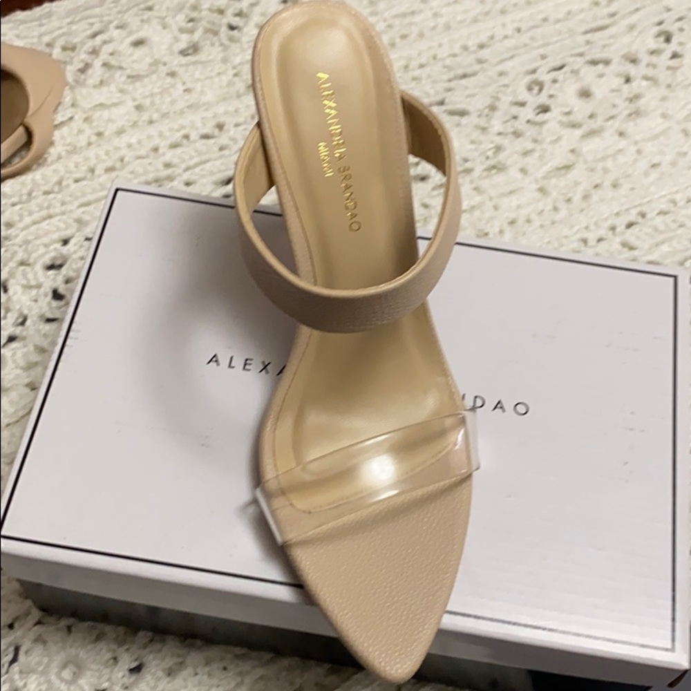 Shoes - Picture 4 of 6